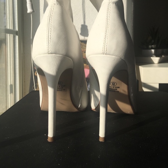 White booties - Picture 3 of 3